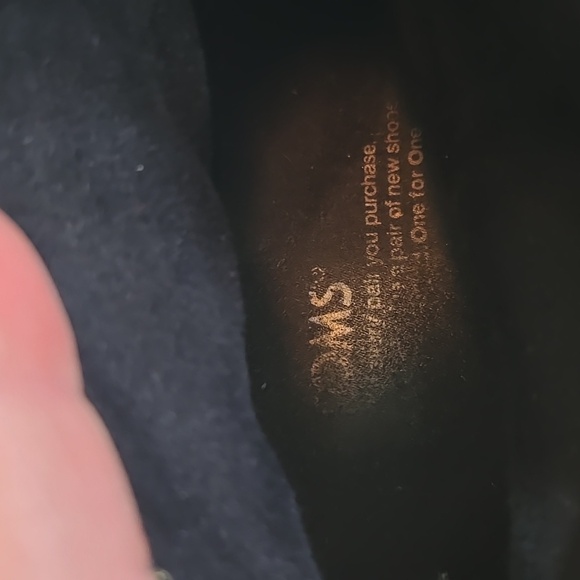 Toms Black Leather Ankle Boots Size 8 - Picture 7 of 8